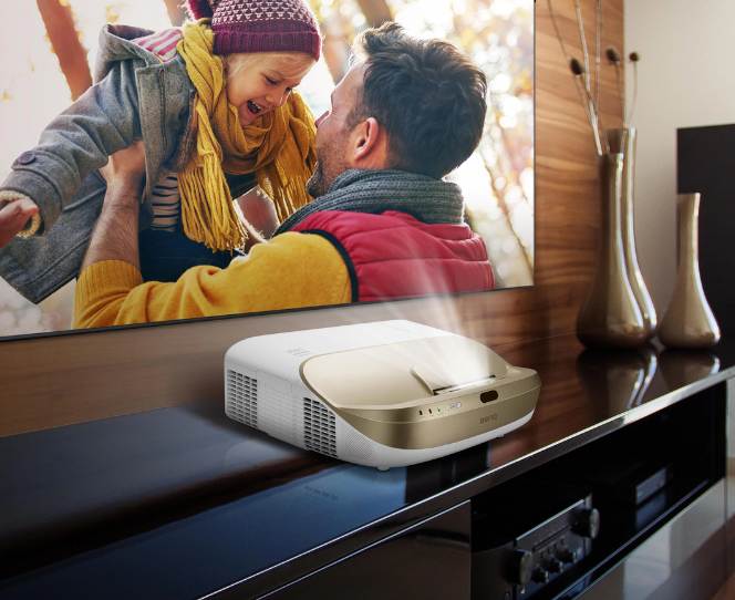 Ultra Short Throw Projector