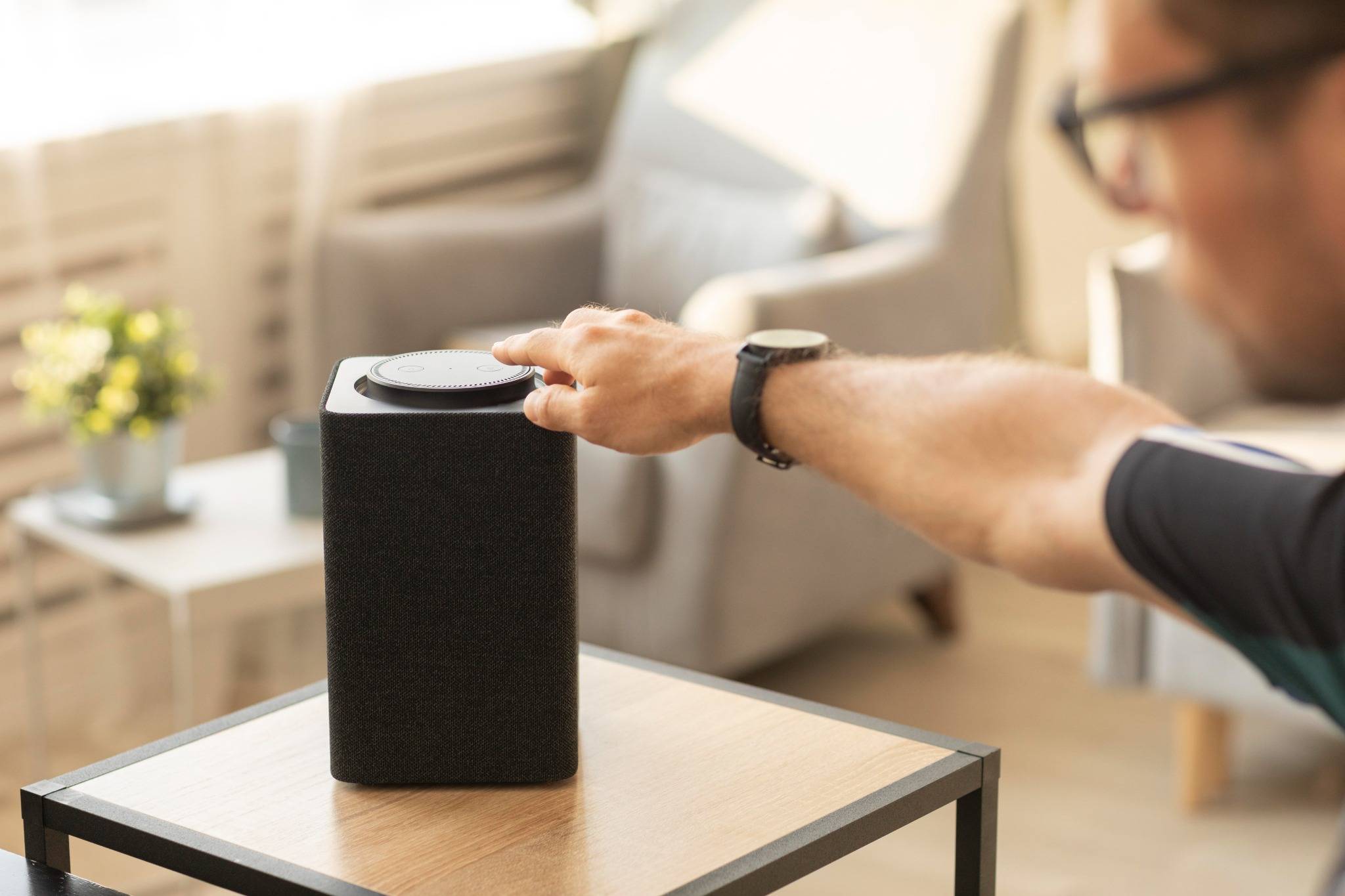 Compact Sound, Big Impact: Exploring Bookshelf Speakers